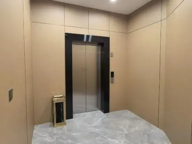 Baoshan Peace Hotel