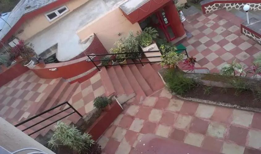 Hotel Anando Saputara