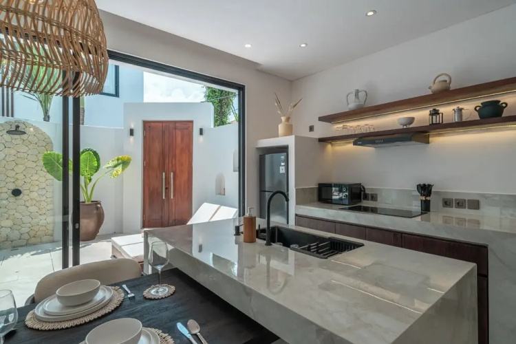 Nova Oasis 1
