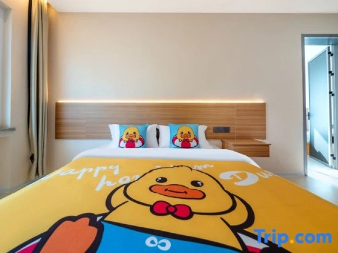 Quadruple Family Suite