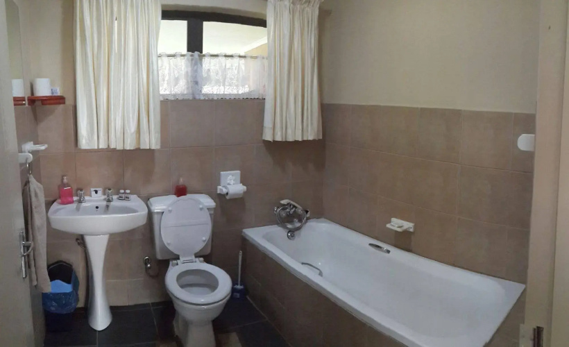 Crystal Rose Lodge & Spa