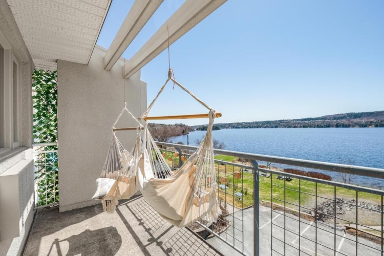 Superior Double room with balcony and with lake view