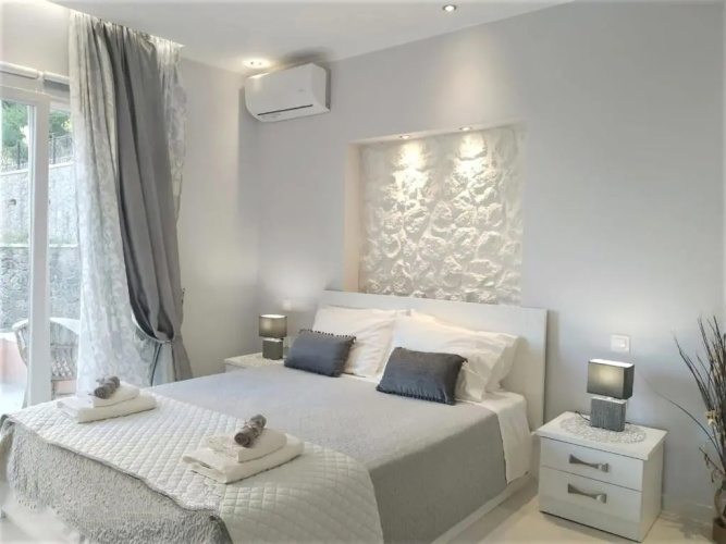 Sunshine Home 3 with Sea View