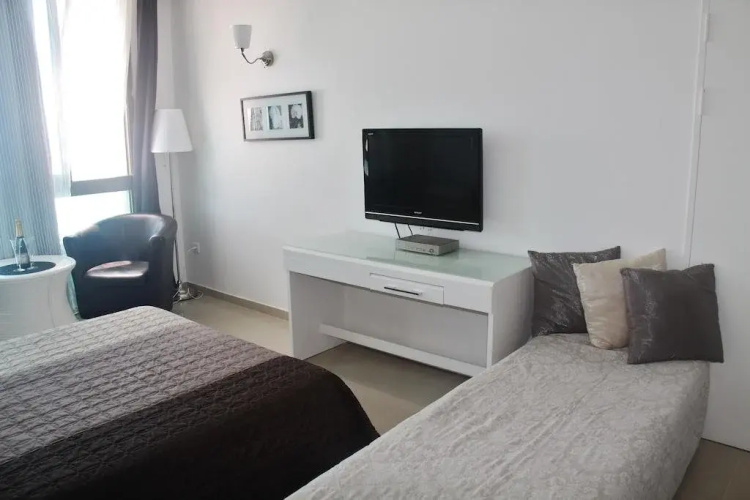 Sea Apartment