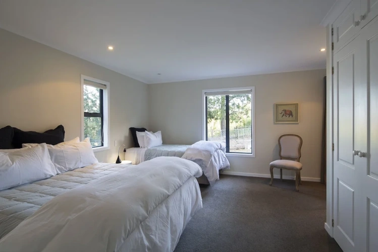 2 Bedrooms Luxury Cottage with mountain view