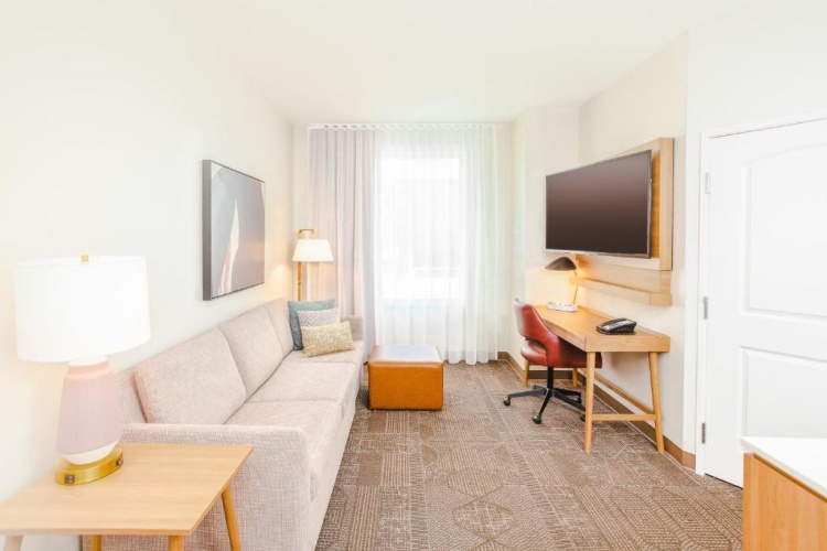 1 Bedroom Quadruple Suite