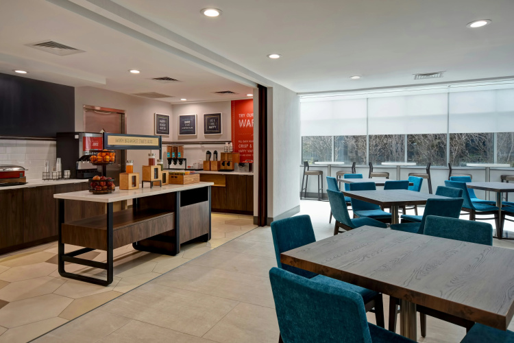 Hampton Inn NY-JFK photo 27