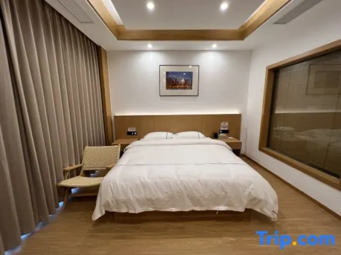2 Bedrooms Suite