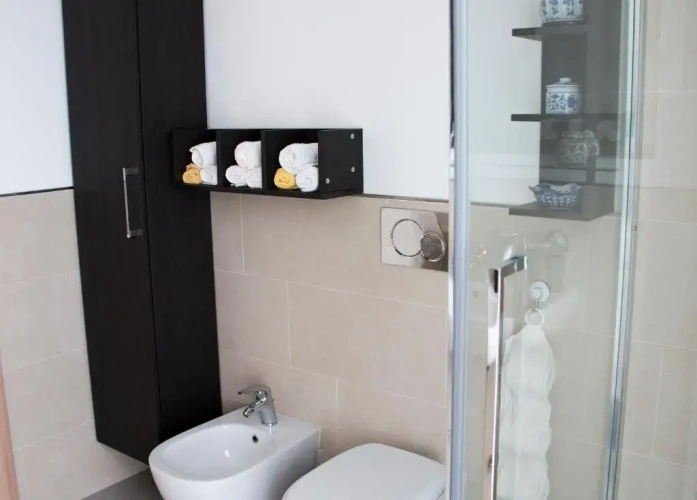 2 Bedrooms Apartment with balcony and with view