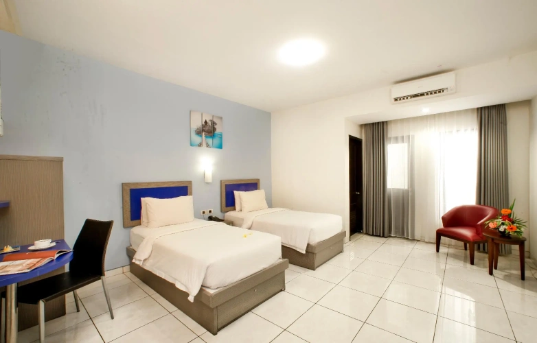Superior Twin room