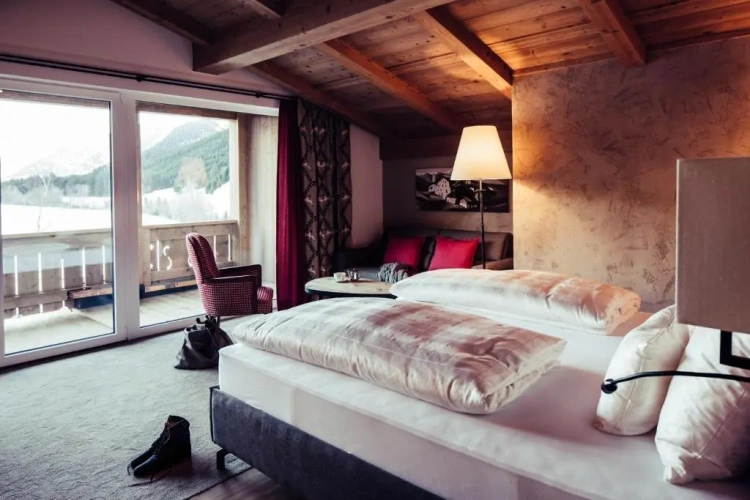 2 Bedrooms Suite