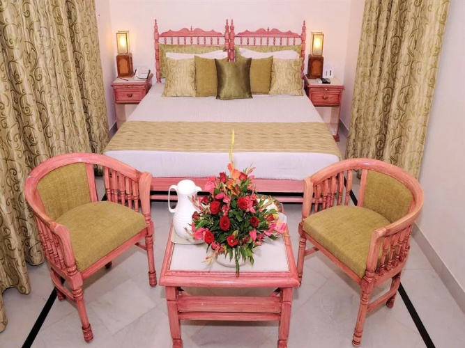 Garden Hotel