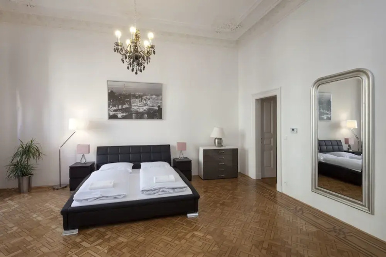 Capital Apartments City
