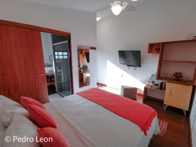 Standard Triple room with view