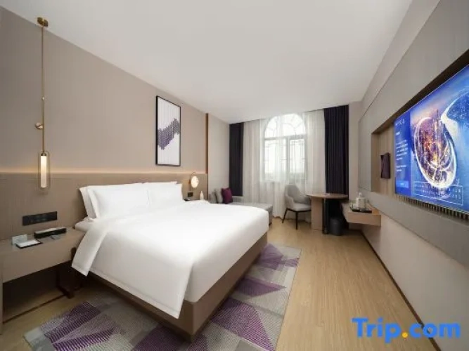 Standard Double room with view