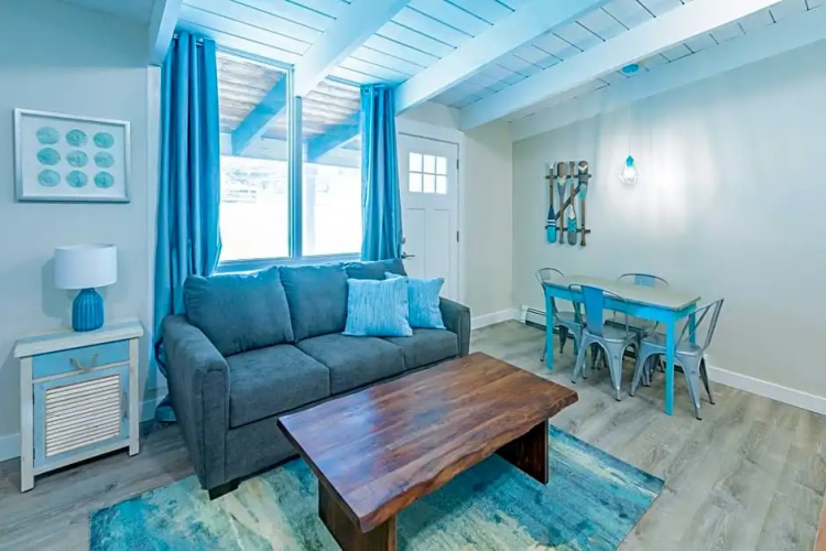 Boutique Suite #6
