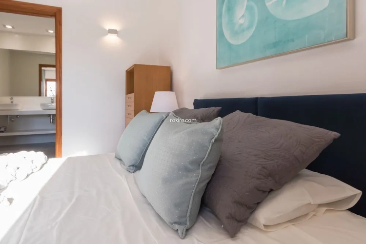 3 Bedrooms Villa