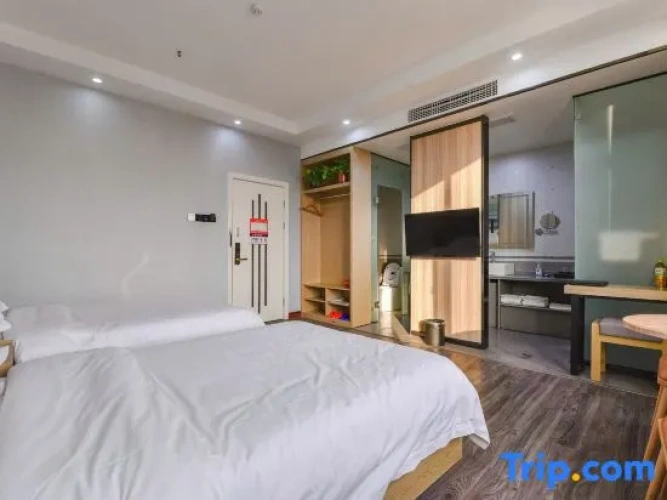 Premium Twin room