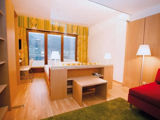 Standard Family room with lake view