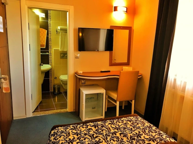 Standard Double room with view