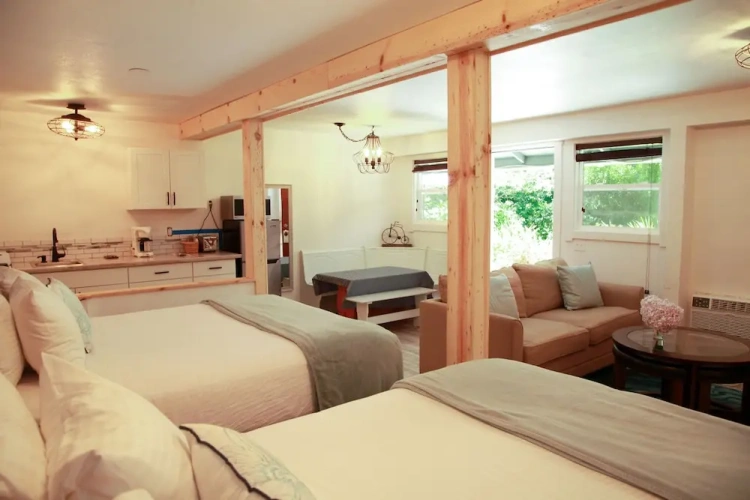 Quadruple Studio with river view