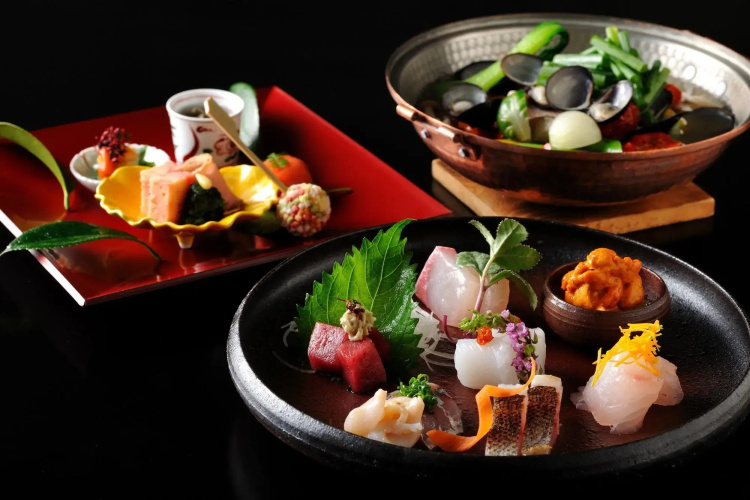 Yuraku