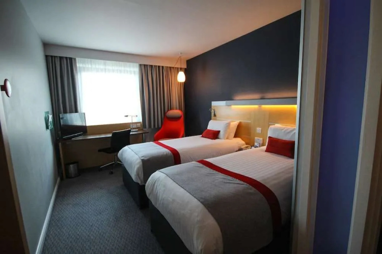 Holiday Inn Express Doncaster photo 6