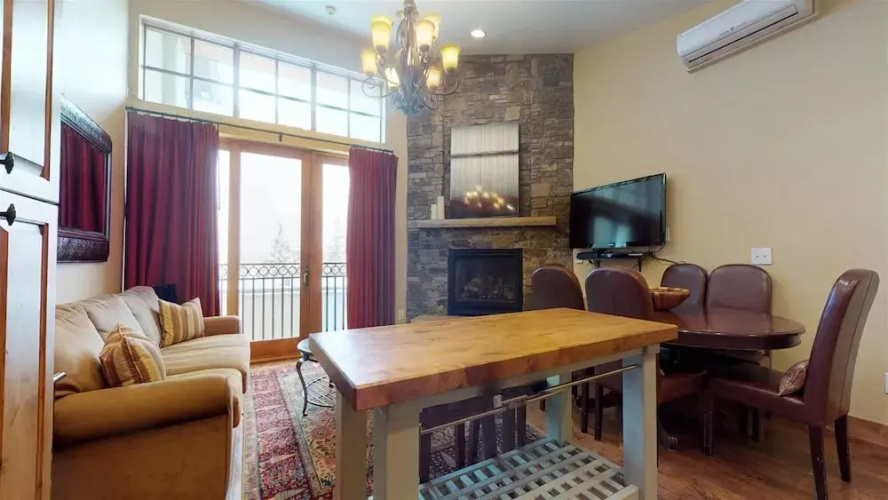 3 Bedroom Condo