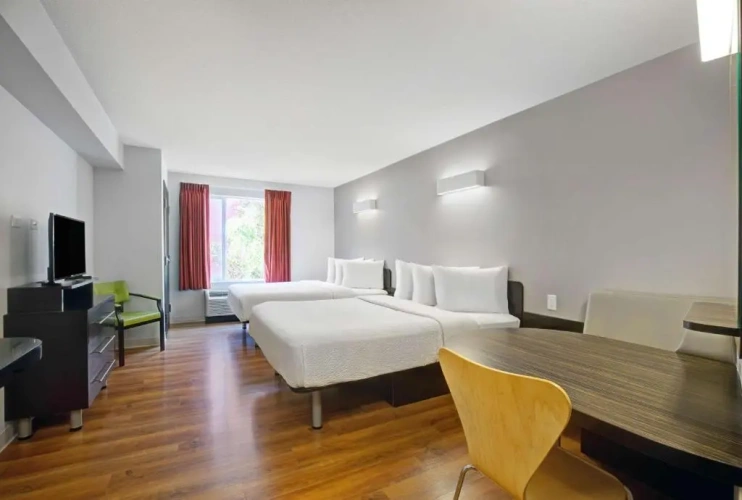 Deluxe Quadruple room