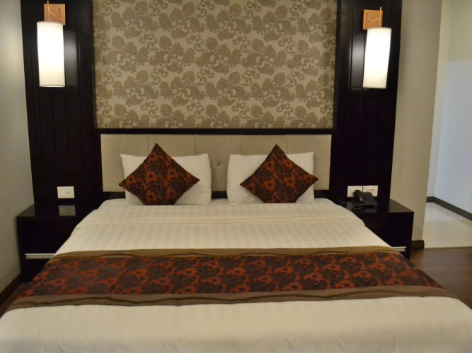 Luxury Hotel