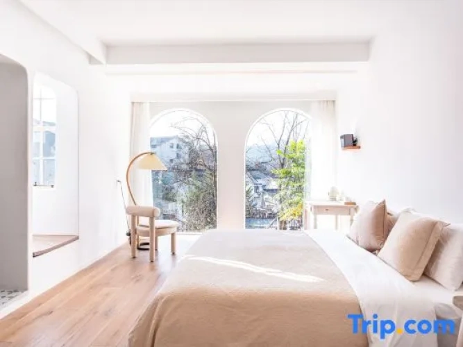 Standard Double room with mountain view