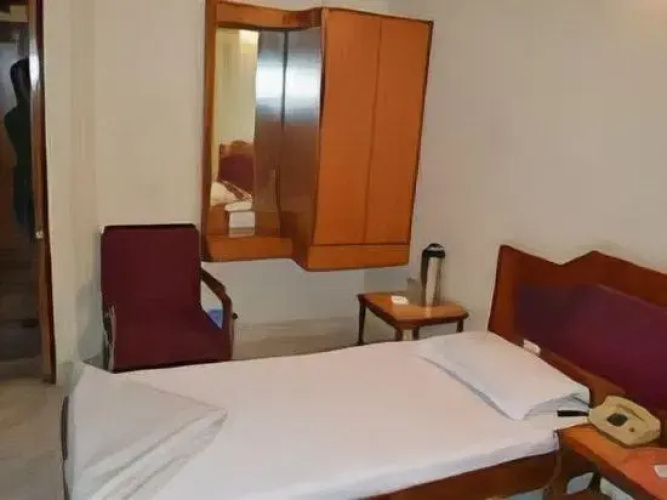 Suraj Hotel