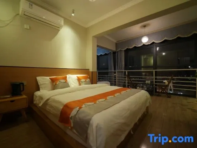 Deluxe Twin room with river view