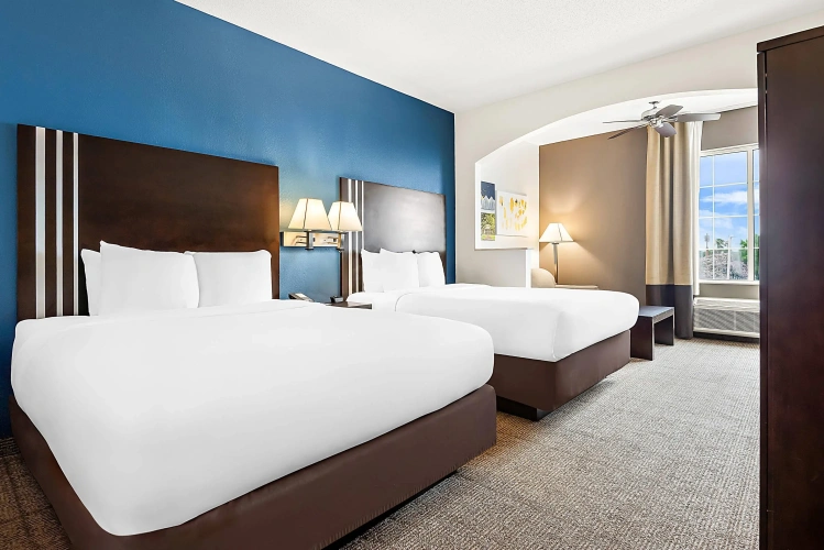 Quadruple Suite