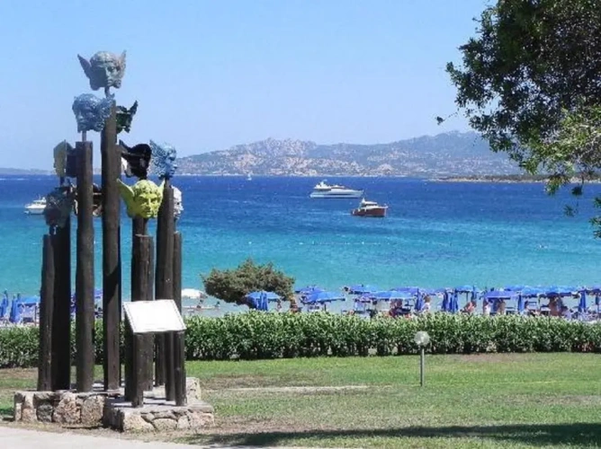 1 Bedroom Apartment with sea view