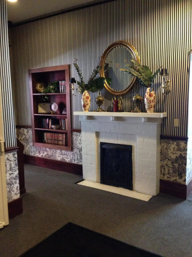 Hotel 27