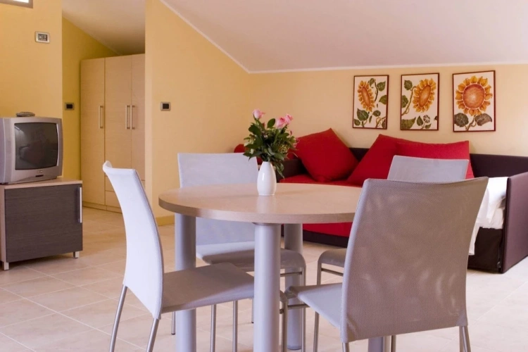 1 Bedroom Economy Apartment