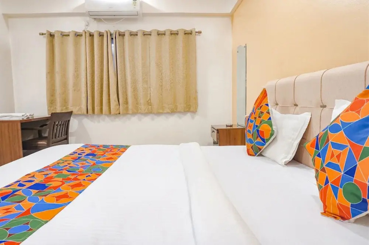 FabHotel Embassy