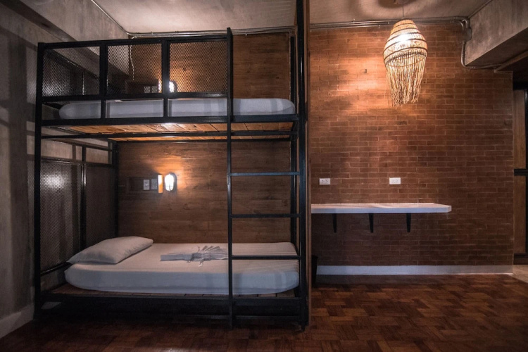 Connector Hostel