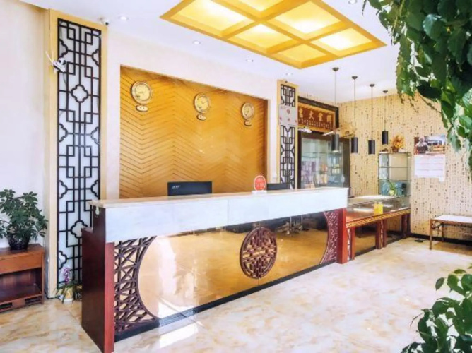 Qingshun Hotel