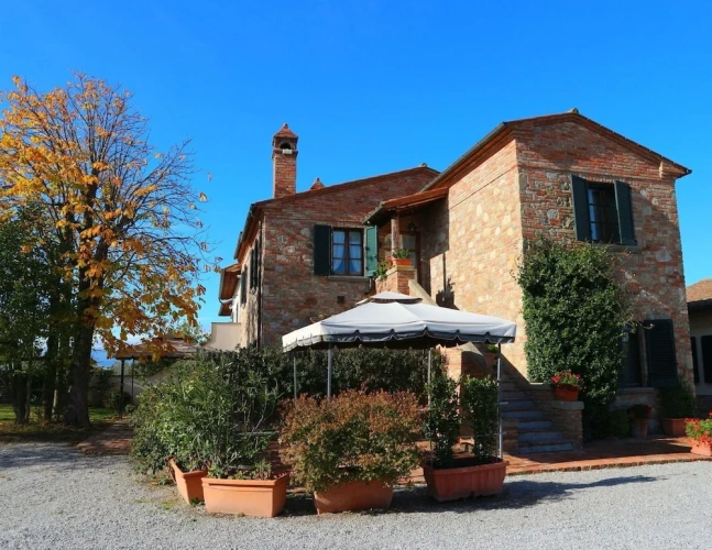 3 Bedrooms Comfort Cottage