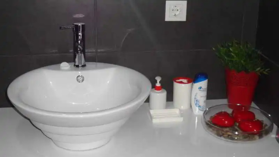 Belize Deluxe