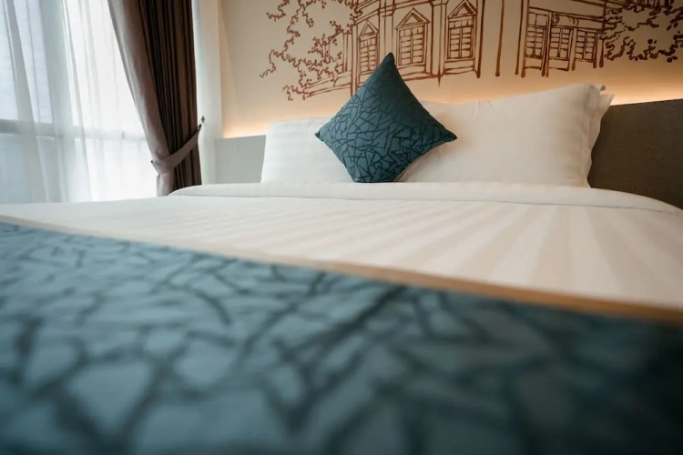 Deluxe Double room with city view