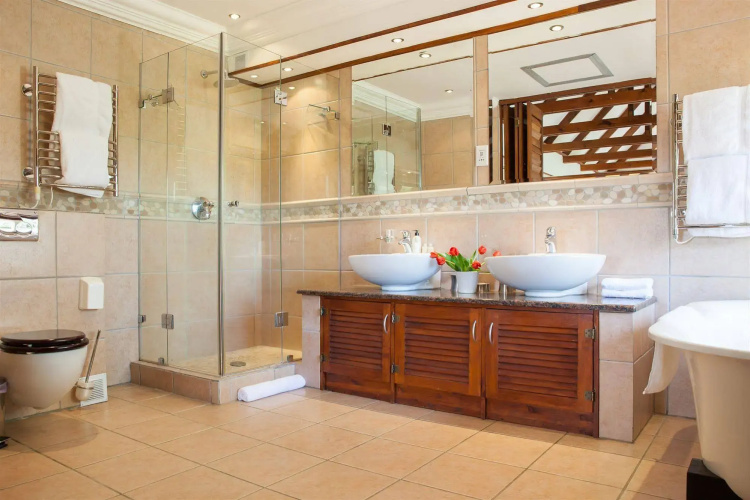 Banhoek Lodge