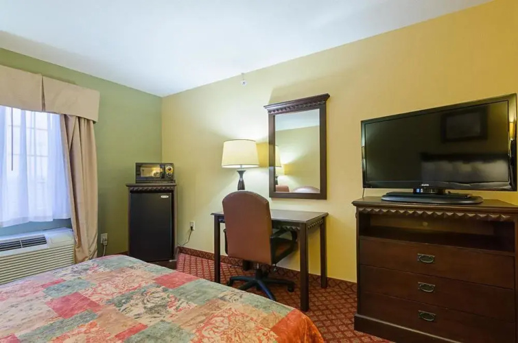 Sleep Inn & Suites