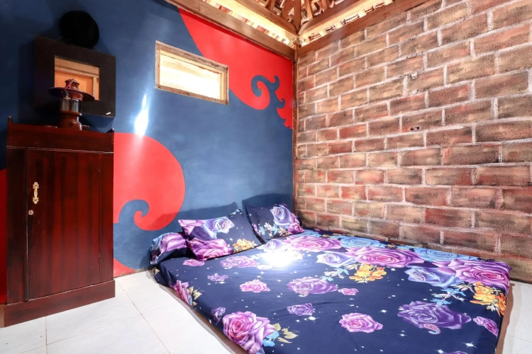 Bed in Dorm