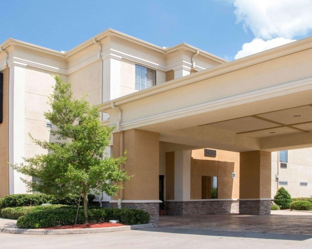 Quadruple Suite