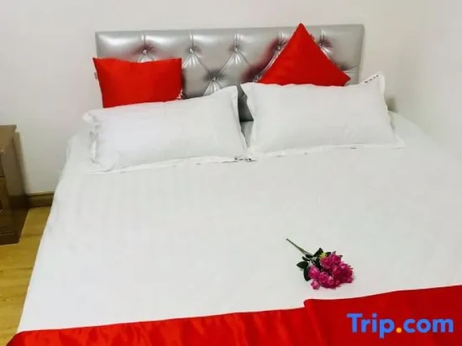 2 Bedrooms Business Suite