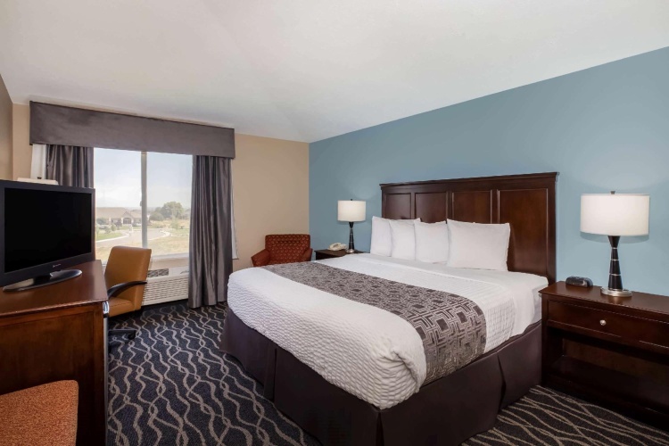 Deluxe Double Suite