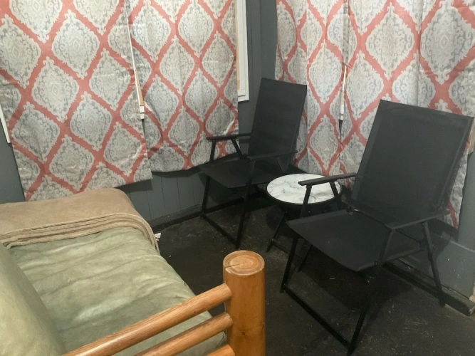 Comfort room